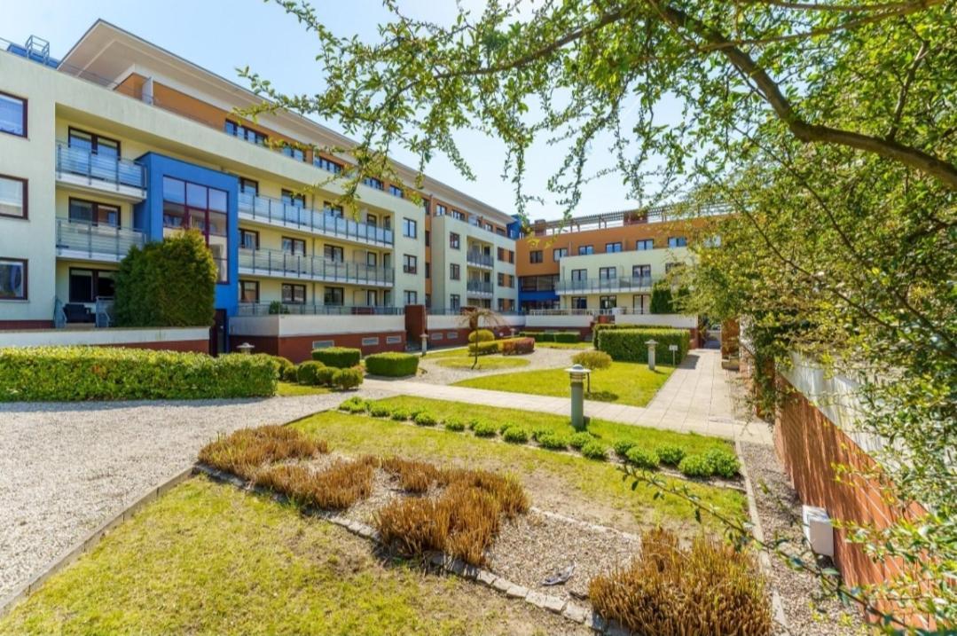 Unique Beige & Gold Apartments Kołobrzeg Exterior foto